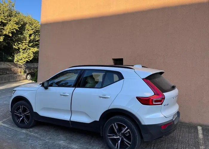 Et Sa Jolie Terrasse Saint Clair, A Deux Pas De La De St Clair, Au Calme, équipé, Clim, Wifi Fibre, Tv Connectée, Lave Linge, Lave Vaisselle, Place De Parking Et Plus, Serviettes Et Draps Fournis Le Lavandou