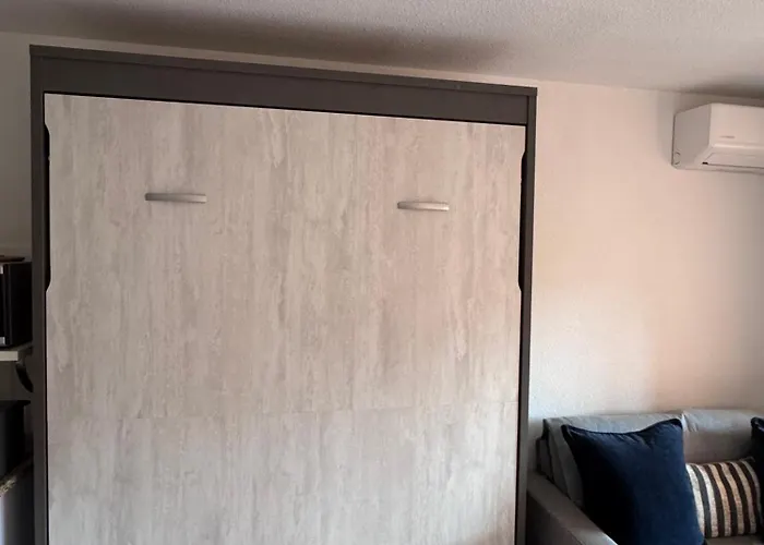 Et Sa Jolie Terrasse Saint Clair, A Deux Pas De La De St Clair, Au Calme, équipé, Clim, Wifi Fibre, Tv Connectée, Lave Linge, Lave Vaisselle, Place De Parking Et Plus, Serviettes Et Draps Fournis Apartamento