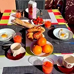 St Clair Avec Terrasse Saint Clair, A Deux Pas De La De St Clair, Au Calme, Equipe, Clim, Wifi Fibre, Tv Connectee, Lave Linge, Lave Vaisselle, Place De Parking Et Plus, Serviettes Et Draps Fournis *