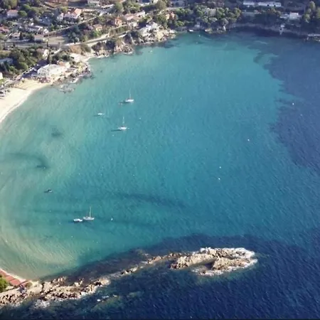 St Clair Avec Terrasse Saint Clair, A Deux Pas De La De St Clair, Au Calme, Equipe, Clim, Wifi Fibre, Tv Connectee, Lave Linge, Lave Vaisselle, Place De Parking Et Plus, Serviettes Et Draps Fournis Apartment *